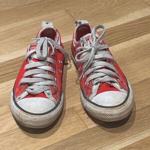 CONVERSE ALL STARS KID’S Size US 1, Good Used Condition!